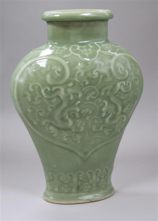 A Chinese celadon glazed vase height 18cm